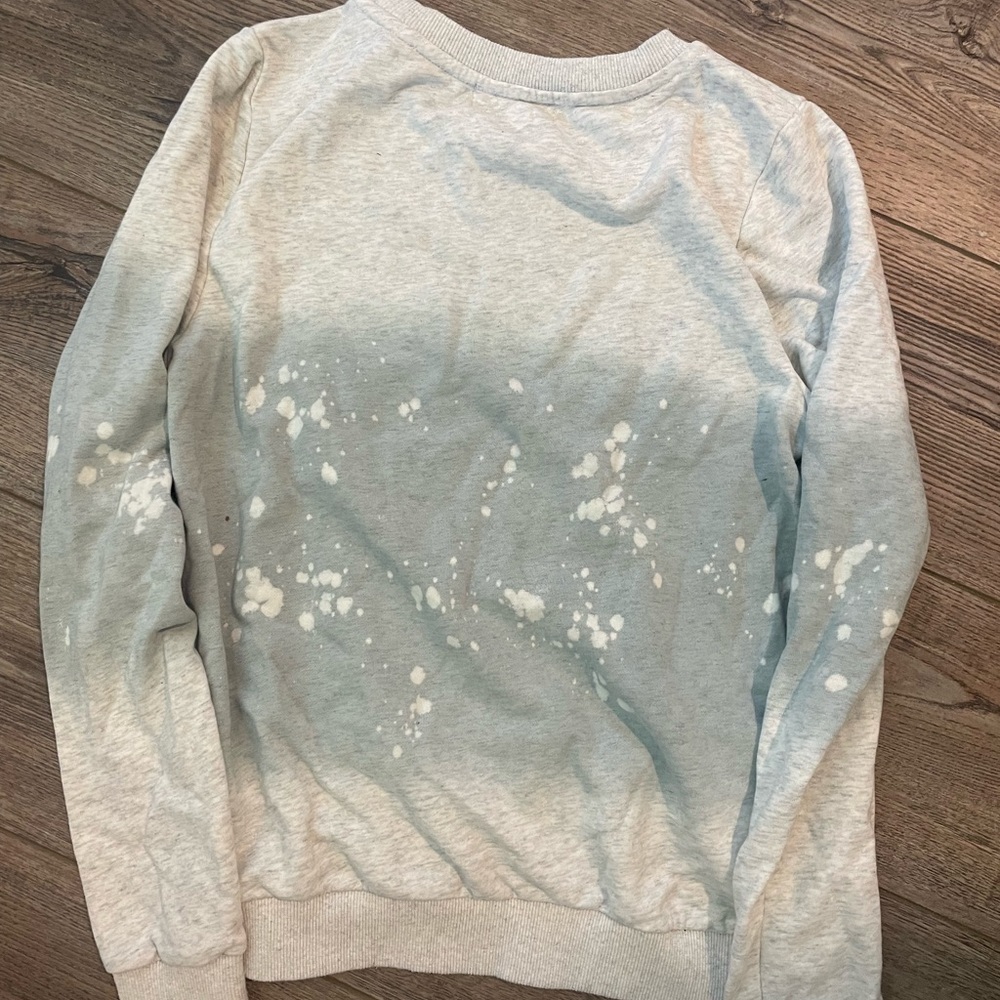 Gray speckled Sweatshirt brand/store unknown size xs